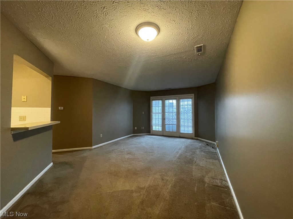 Village/Pointe West - Residential