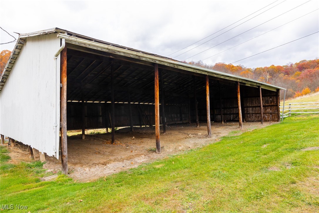 5885 Post Boy Drive, Newcomerstown, Ohio image 8