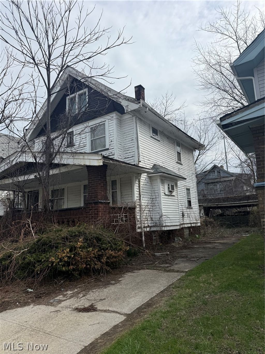 Photo of 1289 E 135th Street, East Cleveland, OH 44112 (MLS # 5197334)