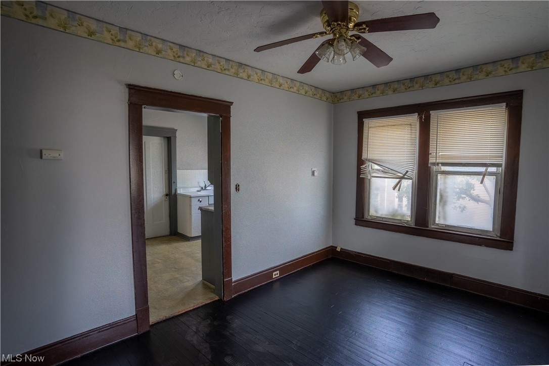 West 95th Street Sub/E R Cowli - Residential Income