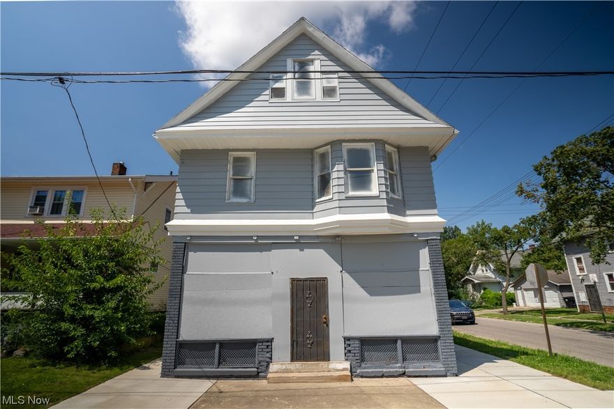 Investment Opportunity! Three Bed Unit, Two Bed Unit, Potential 1 Bed Unit in the Attic & Storefront that could become a Studio Unit or office space. Great potential for cash flow or family-filled space. Possibilities are endless, schedule a showing now and start your success with this property today!
