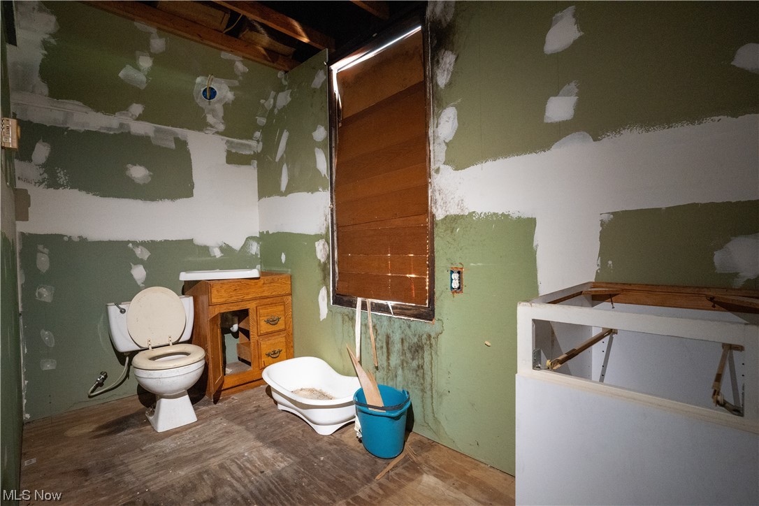 West 95th Street Sub/E R Cowli - Residential Income