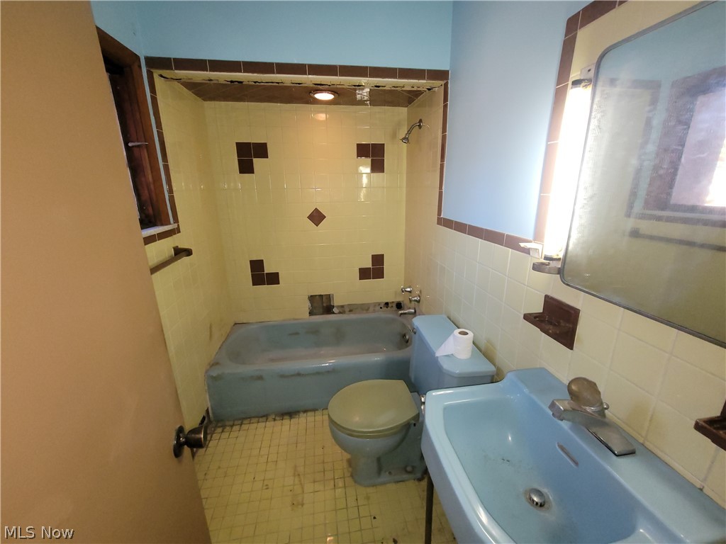 Walton Hills Estates 06 & 08 - Residential