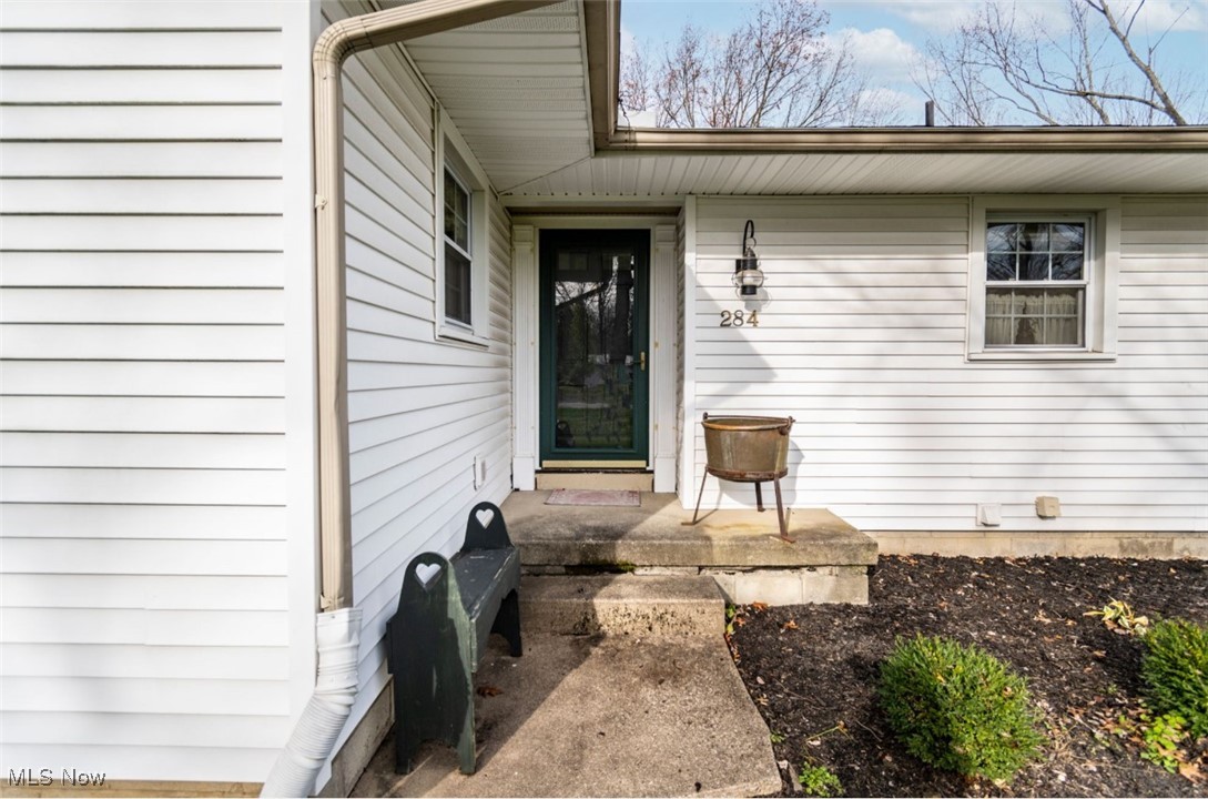 284 Moreland Drive, Youngstown, Ohio image 2