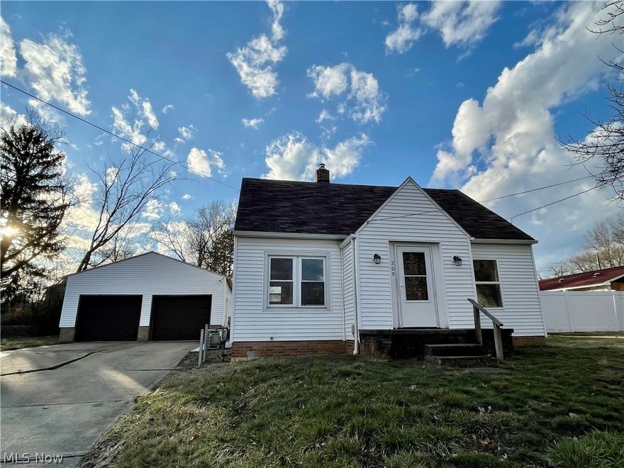 3 bedroom, 2 full bathroom home.  Exterior offers a 2 car detached garage and a backyard patio.  The first floor has new carpet in the living area and a first floor owner's suite while the second floor provides the other 2 bedrooms.
