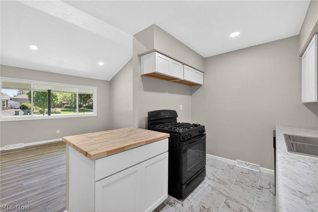 Mentor Grovelands Sub - Residential