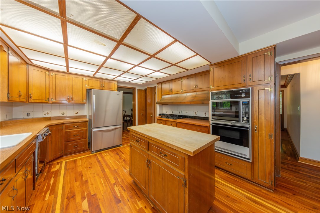Shaker Country Estates 32 - Residential