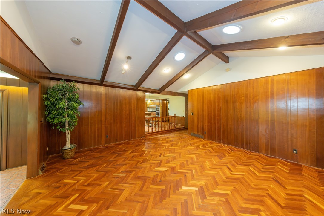 Shaker Country Estates 32 - Residential