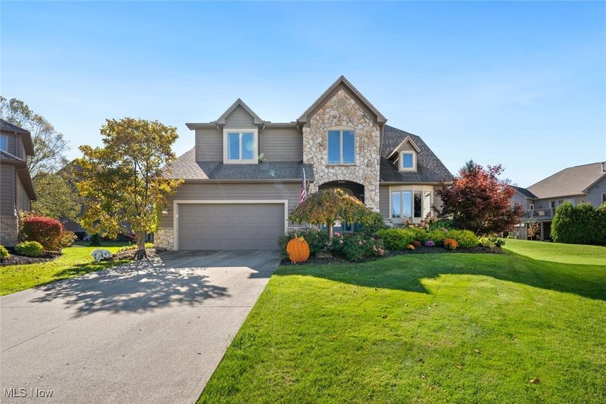 Welcome to the coveted Barrington Community. Have you ever wanted to live in a gated
community surrounded by a Jack Nicklaus designed golf course? Here is YOUR opportunity!
This freestanding condo located in a quiet neighborhood is ready for you. Natural light fills this
beautiful condo, with an open floor plan and hardwood floors throughout. A remodeled eat in
professional kitchen with all new stainless-steel appliances, granite & quartz counter tops is
ready for an elevated culinary experience. The kitchen adjoins the great room with vaulted
ceiling and fireplace that is shared with the dining room. First floor Master suite with spa like
bathroom and walk in closet will be the perfect ending to your day. First floor laundry with
granite counter tops and updated storage make laundry easier. Office with built in bookcase is a
work from home dream. On the second floor you will find two large bedrooms with a Jack & Jill
bathroom. The basement with 10-foot ceilings is ready for your design. Enjoy a nice evening
on your maintenance free deck overlooking the pond. Furnace, A/C and roof replaced in 2021.