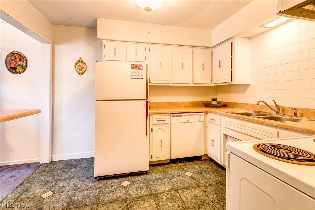 Meadowlawn Condo - Residential