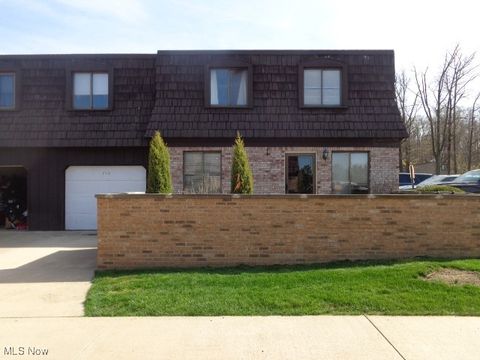 753 Tollis Parkway 14-08 Broadview Heights OH 44147