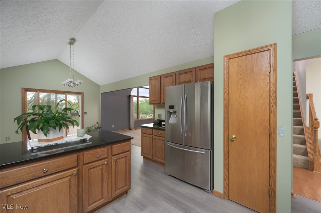 2943 Crown Pointe Drive, Stow, Ohio image 6