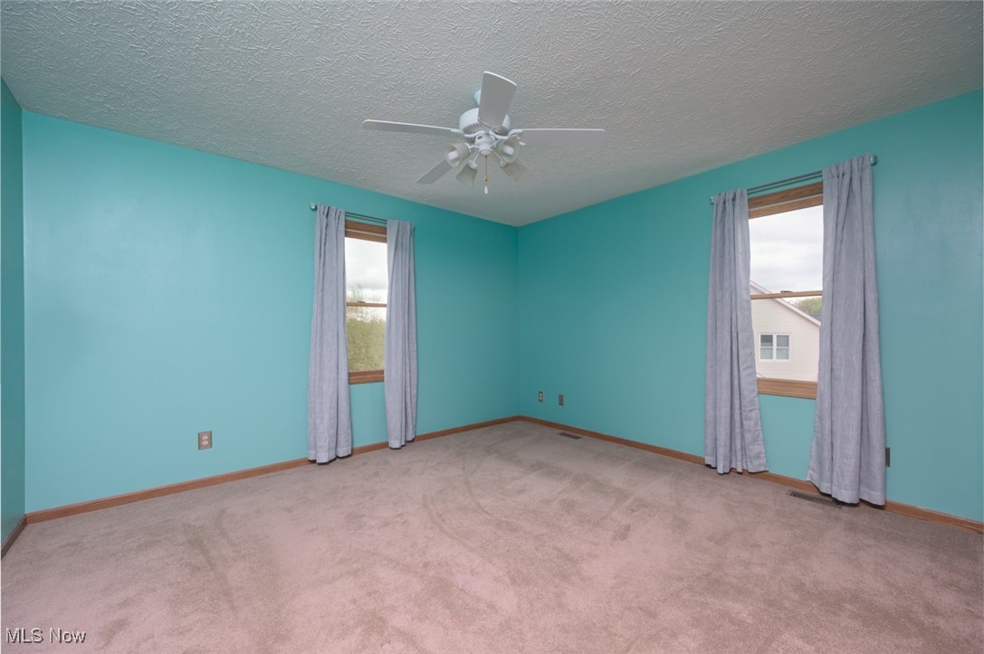2943 Crown Pointe Drive, Stow, Ohio image 16