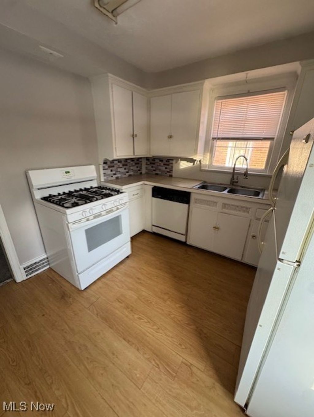 Photo of 13518 Cedar Road, University Heights, OH 44118 (MLS # 5185467)