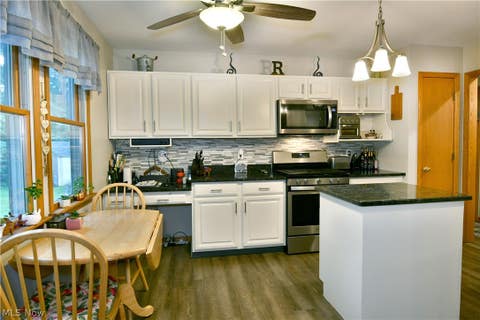Tiny photo for 3750 Oakview Drive, Girard, OH 44420 (MLS # 5238560)