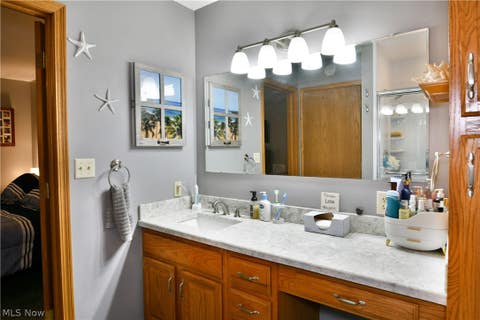 Tiny photo for 3750 Oakview Drive, Girard, OH 44420 (MLS # 5238560)
