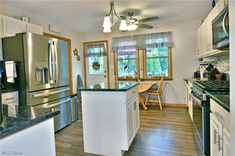 Tiny photo for 3750 Oakview Drive, Girard, OH 44420 (MLS # 5238560)