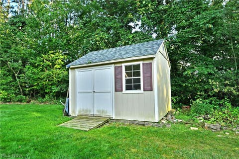 Tiny photo for 3750 Oakview Drive, Girard, OH 44420 (MLS # 5238560)