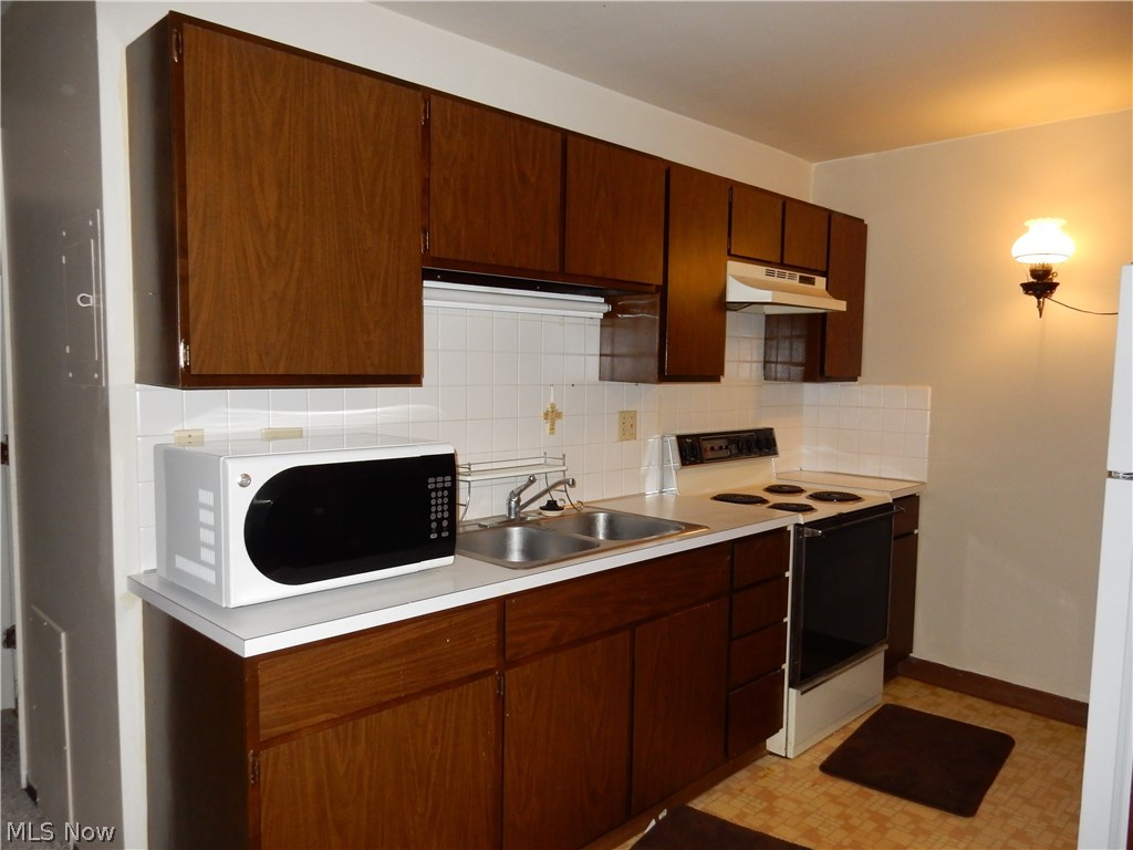 Seven Stories East Condo - Residential