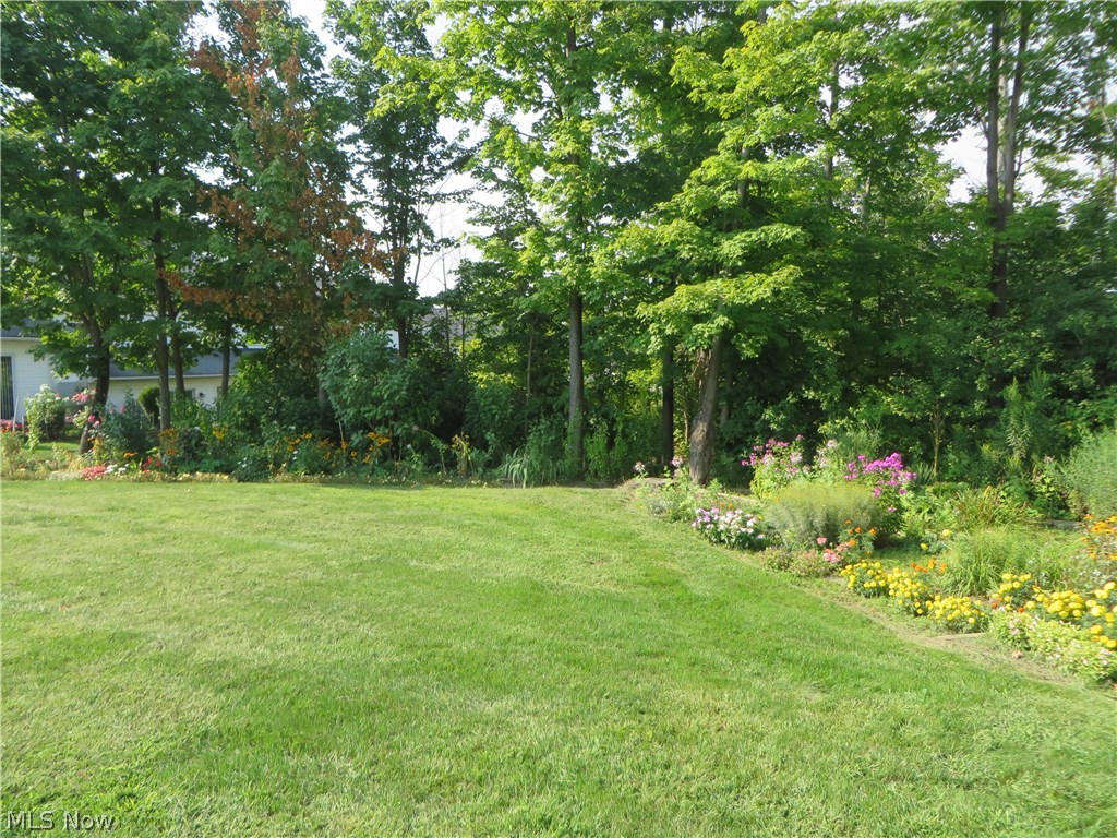 Hampton Bay Condos - Residential