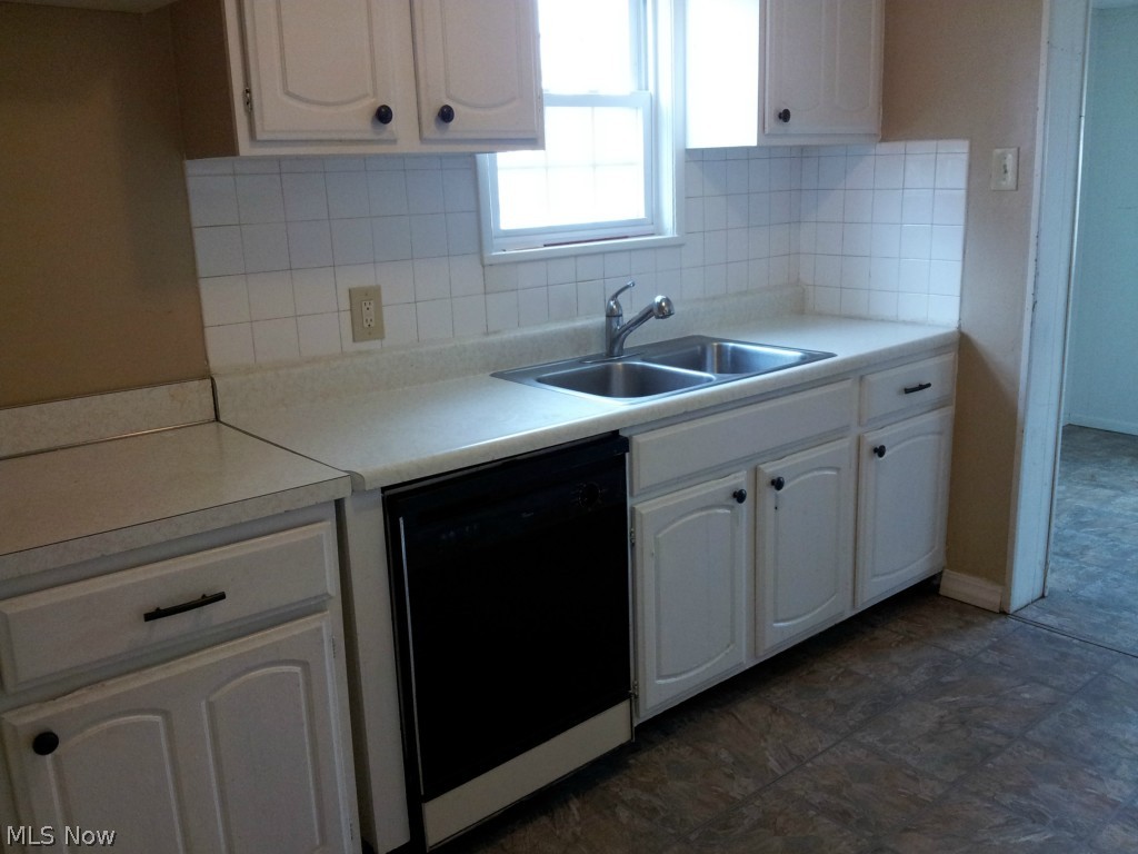 Eastway-Colony Estates - Residential Lease