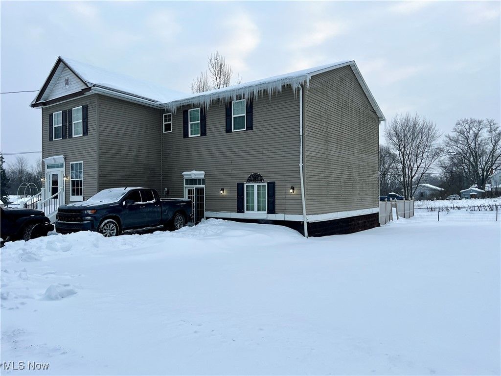 Photo of 2231 Sherwood Avenue, East Liverpool, OH 43920 (MLS # 5183836)