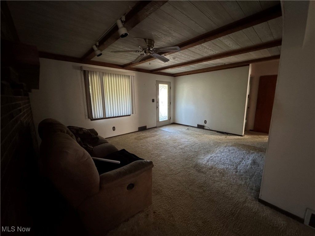 Photo of 1331 Bradford Street NW, Warren, OH 44485 (MLS # 5165793)