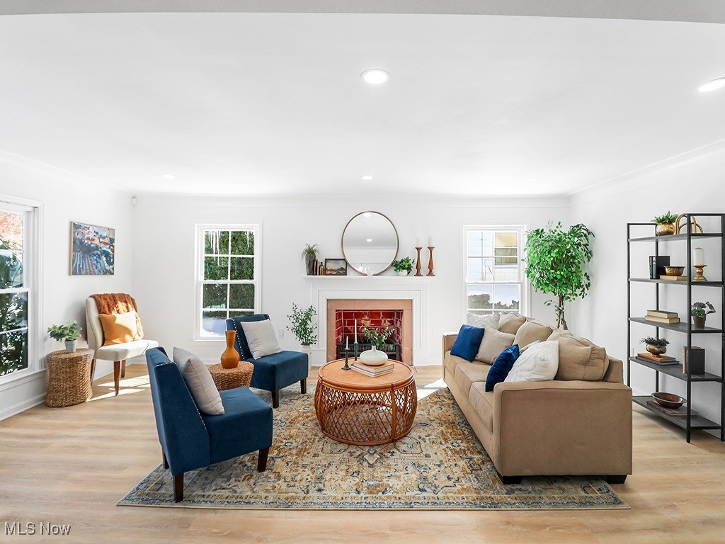 1036 Hereford Road, Cleveland Heights, Ohio image 2