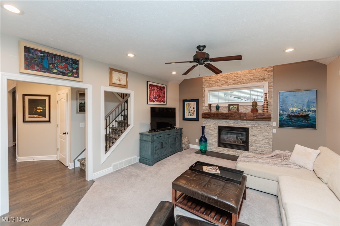 33720 N Fall Lake Drive, Avon, Ohio image 27
