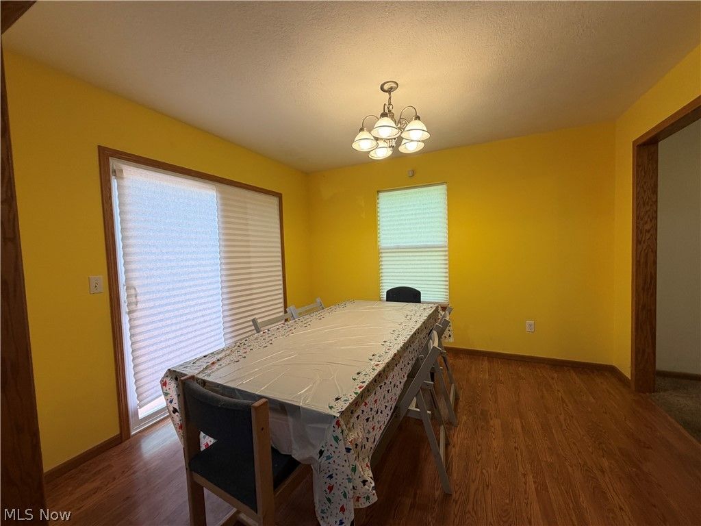 Photo of 1504 White Avenue, Akron, OH 44307 (MLS # 5209493)