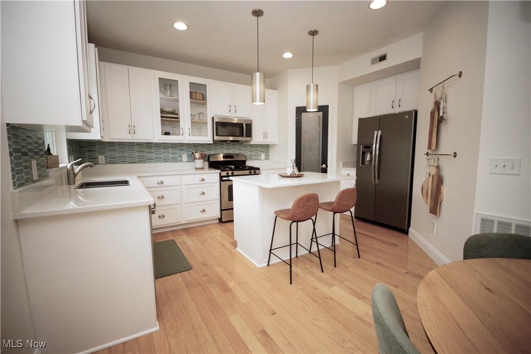 3253 Seven Bridges Road, Medina, Ohio image 2