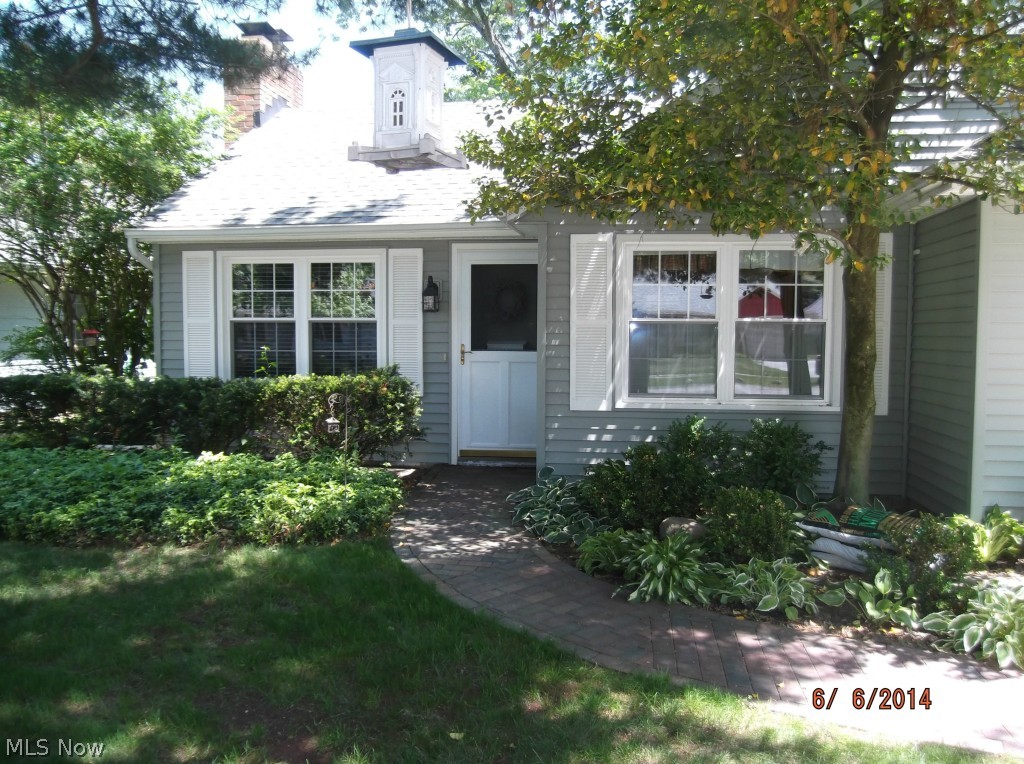 Kew Gardens 03 - Residential