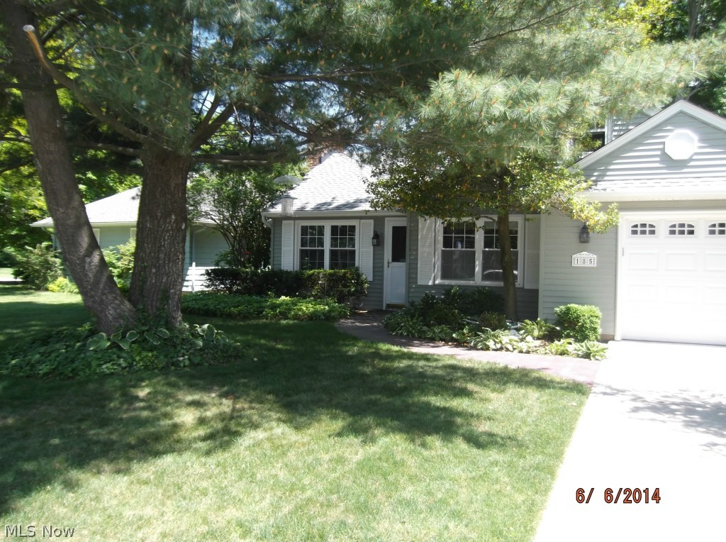 Kew Gardens 03 - Residential