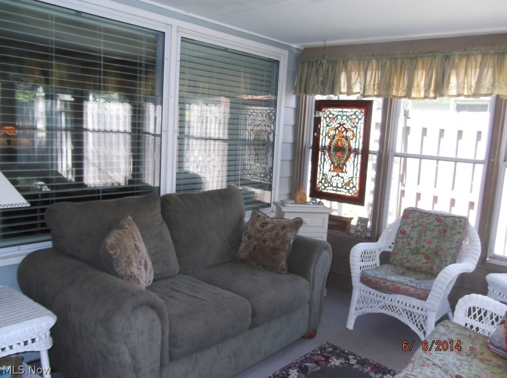 Kew Gardens 03 - Residential