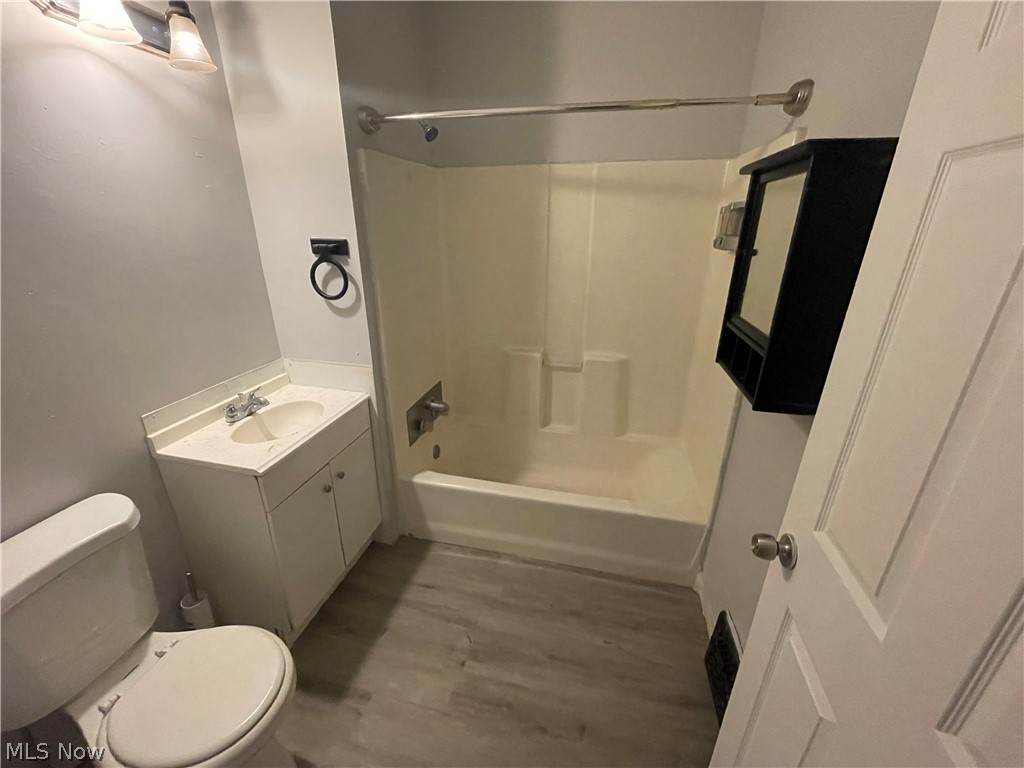 Lorhts - Residential Lease