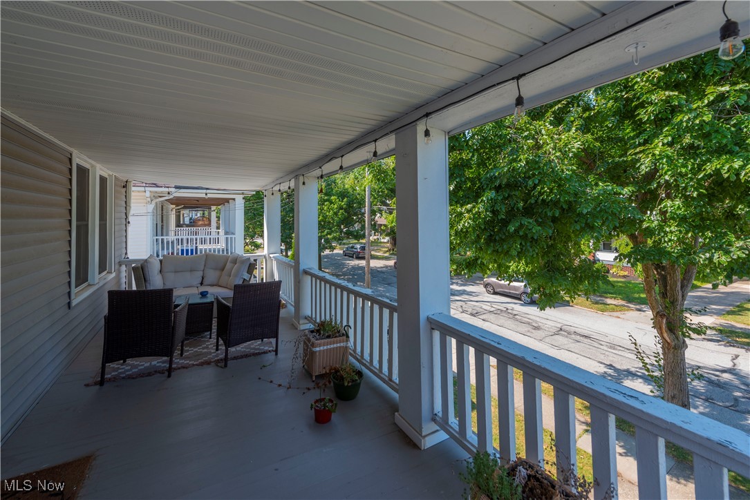 Henry Grombachers - Residential Income