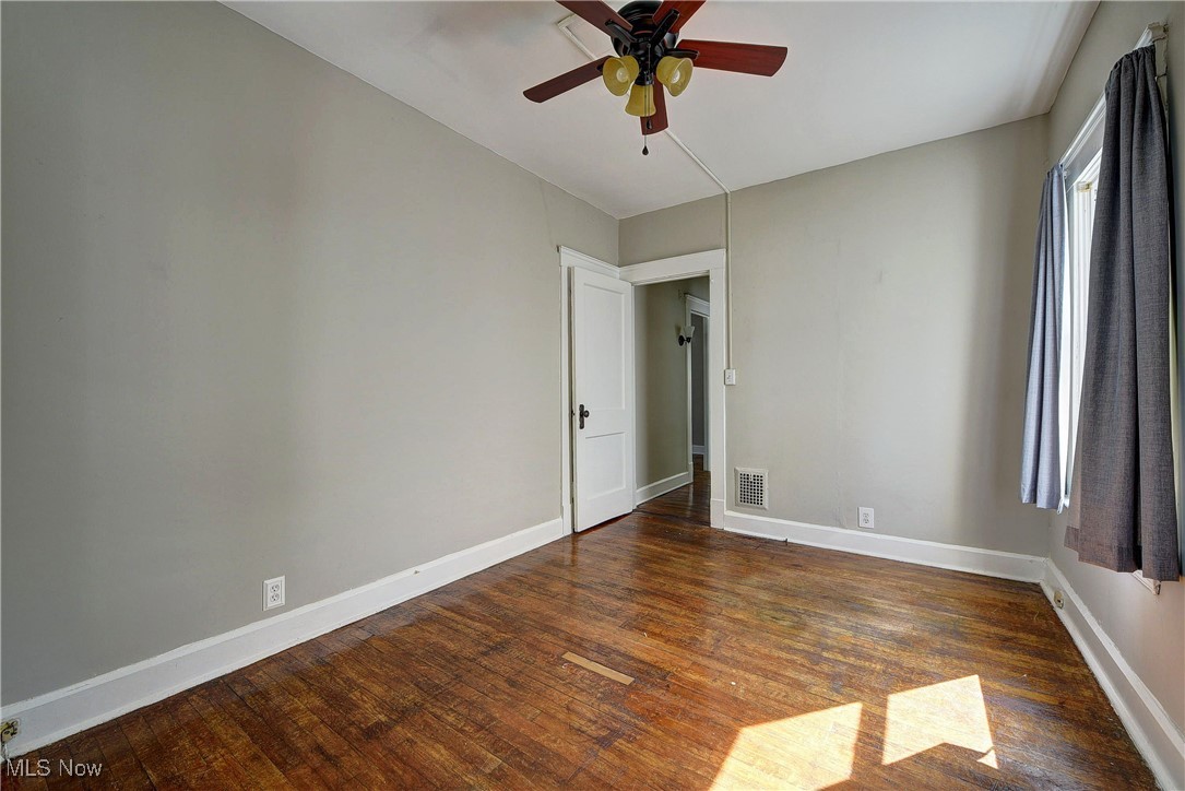 Henry Grombachers - Residential Income