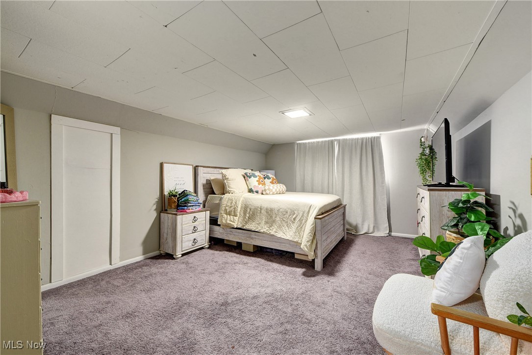 Henry Grombachers - Residential Income