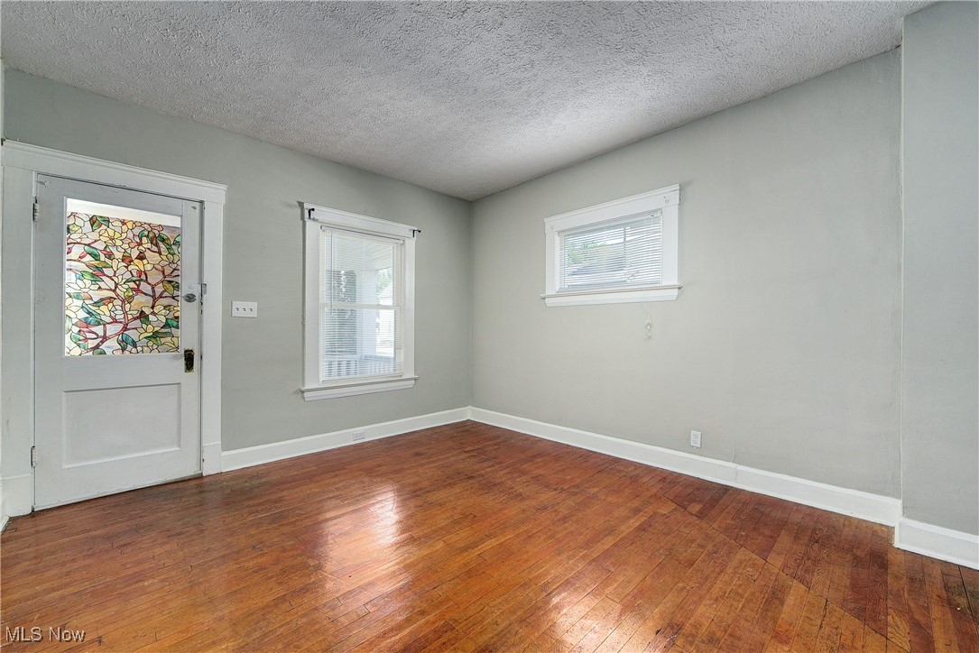 Henry Grombachers - Residential Income