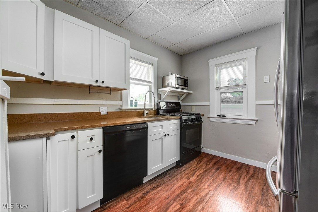 Henry Grombachers - Residential Income