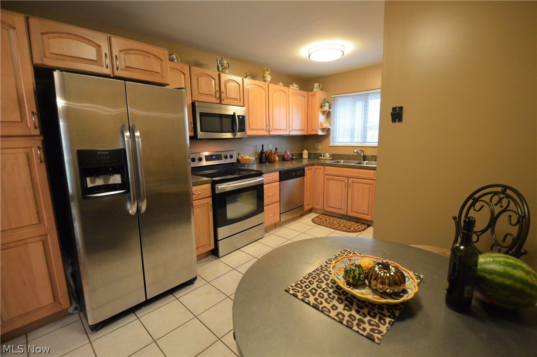 Buntingtree Condo - Residential