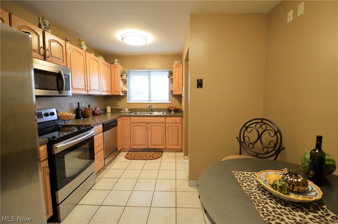 Buntingtree Condo - Residential