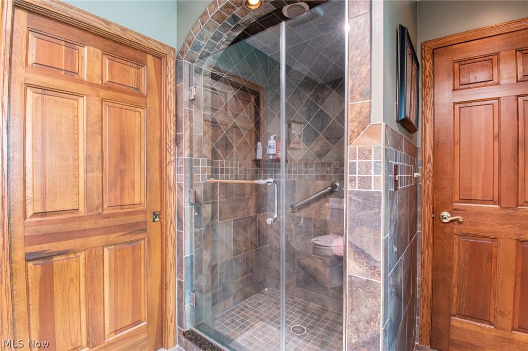 City/Canfield - Residential