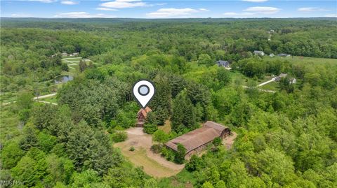 9485 Pekin Road Russell, OH 44072