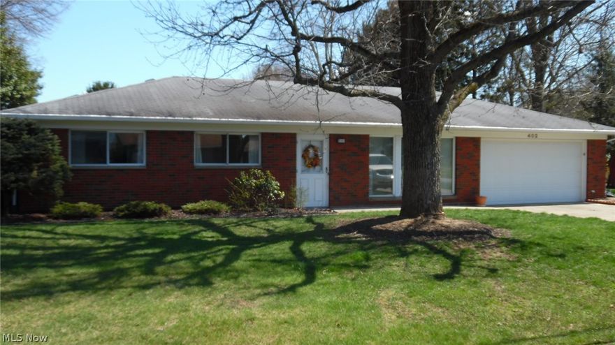 Handy one floor ranch on a very pretty corner Devola lot!!! All Brick home is quaint and cozy!! Newer Laminate flooring installed in all rooms except bedrooms and 1/2 bath and nicely updated main bathroom. Beautiful level lot with storage building, pretty landscaping and patio to enjoy the outdoors.  THIS ONE WON
'T LAST LONG!!