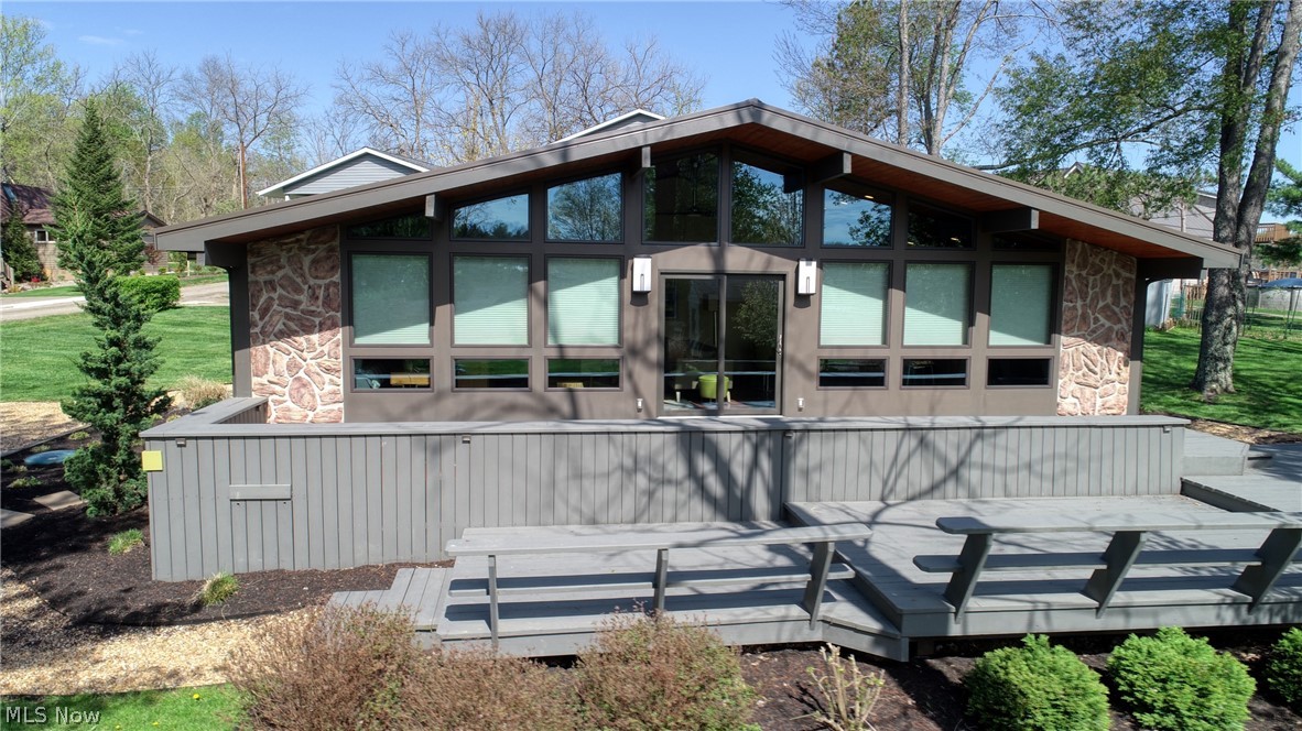 MOVE RIGHT IN! Beautiful one floor plan completely renovated, furnishings included. 3 bedroom home with soaring ceilings, all new wall of windows. Walnut cabinets w/ stainless steel appliances. Beautiful wood floors. Metal roof. Handy laundry area. Public water, located on conservancy property.
