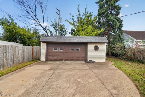 Tiny photo for 13517 Saint James Avenue, Cleveland, OH 44135 (MLS # 5246018)