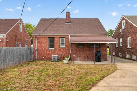 Tiny photo for 13517 Saint James Avenue, Cleveland, OH 44135 (MLS # 5246018)