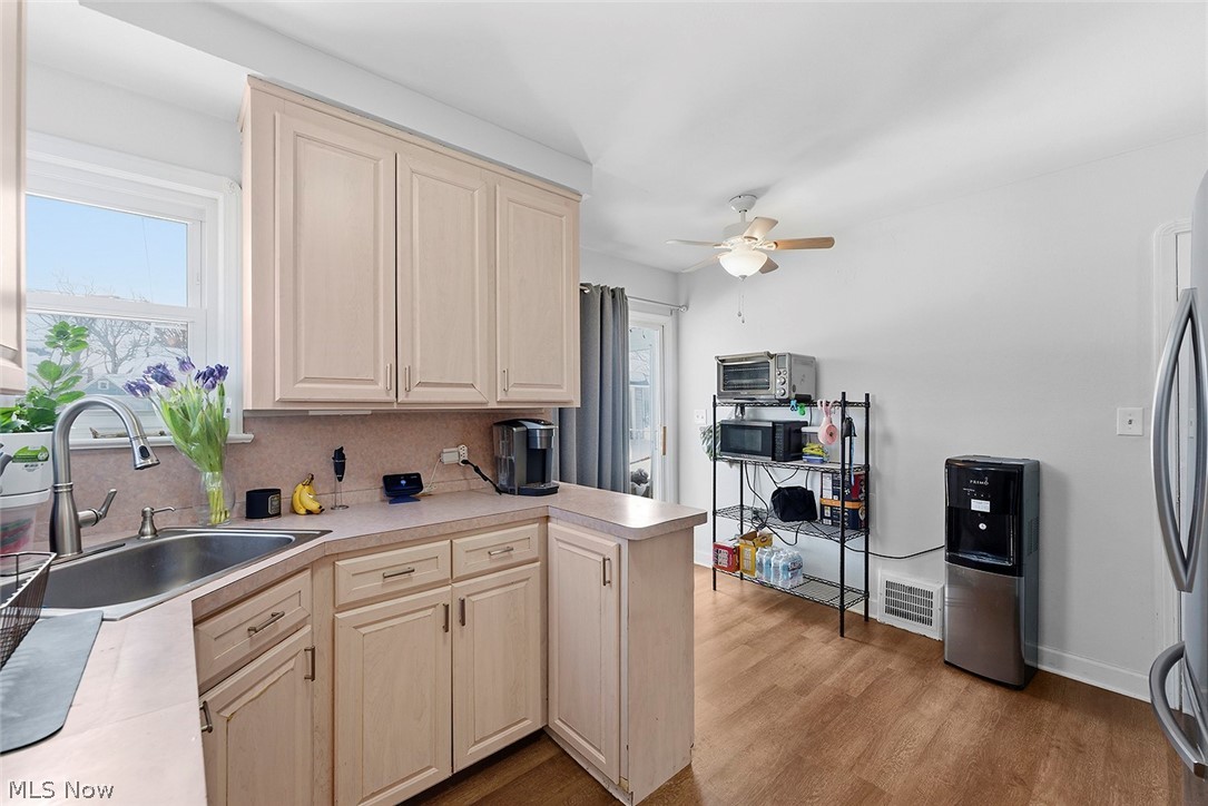 H A Stahl Props Cos Ridgewood - Residential