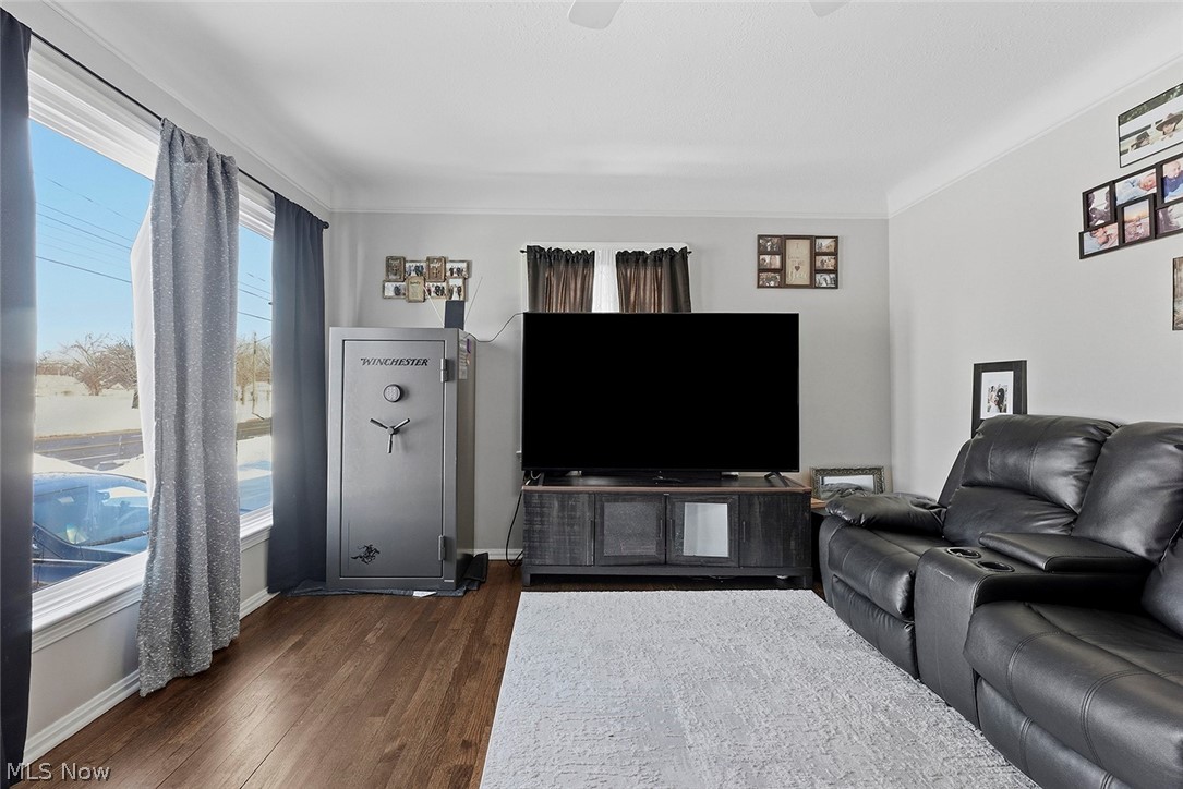 H A Stahl Props Cos Ridgewood - Residential